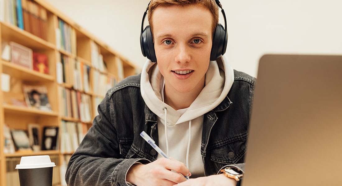  Time to Rethink: Designing Digital Training for Modern Learners 